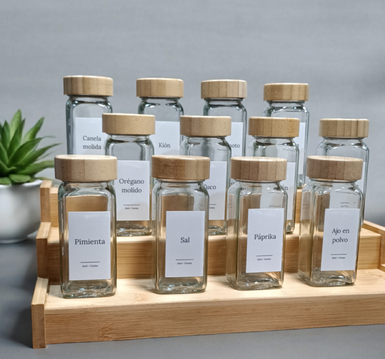 Promo Kaze (12 Especieros bambú + Base Escalonada de bambú)